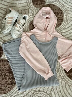 Grey Sleeveless Sweater Dress